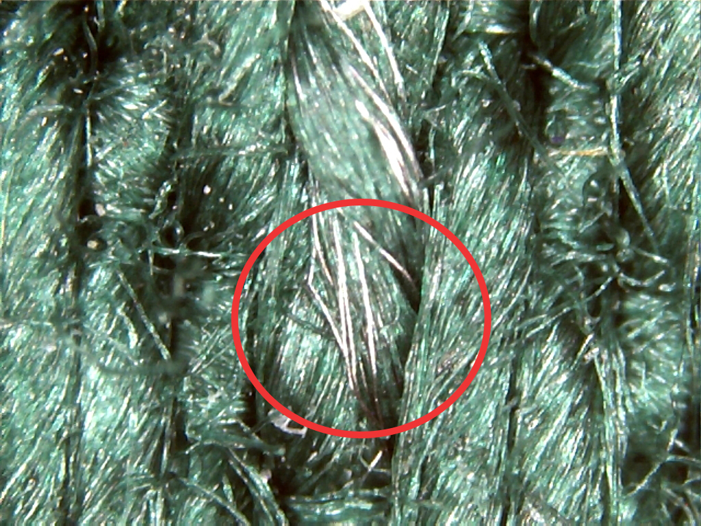 ткань с металлическими нитями Bekinox под микроскопом